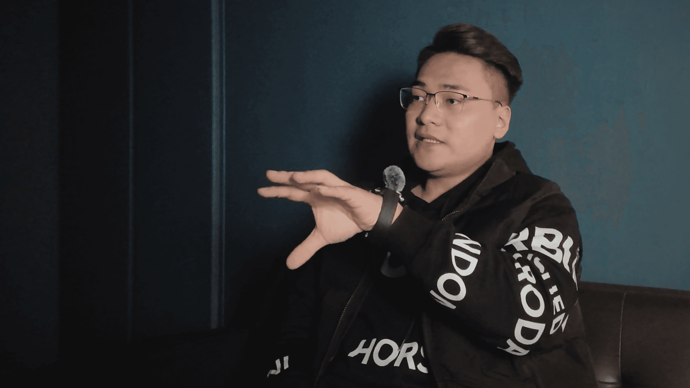 揭秘合法仲介的「信任槓桿」